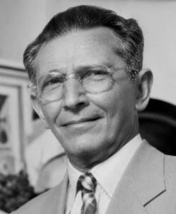 Escritor José Carlos T. da Santa Rita